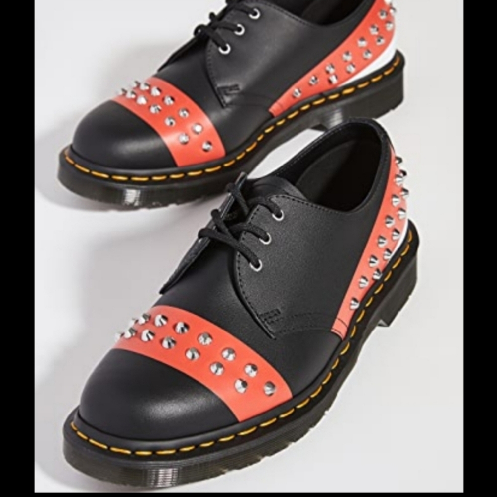 Dr. Martens 1461 studded